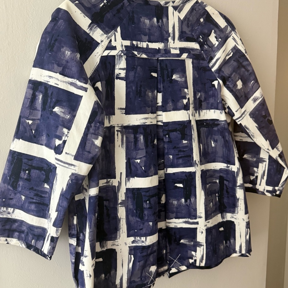 Simply Vera Wang Navy Abstract Print Blouse Lightweight Open Front Jacket Top - Picture 6 of 12